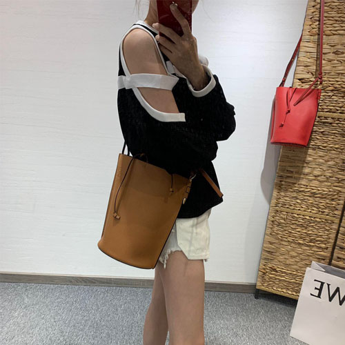 로에베 게이트 버킷백 291914 브라운