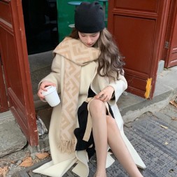 펜디 신상 스카프 FD70247-3