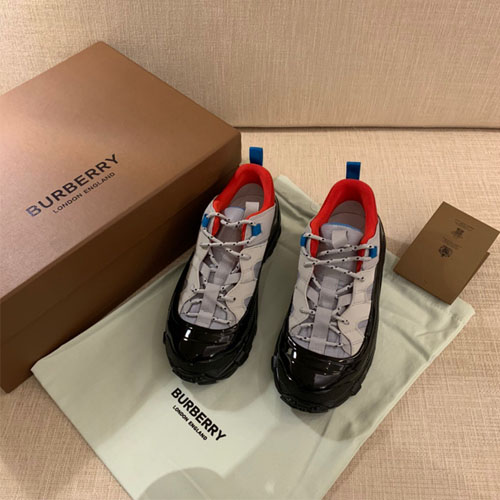 버버리 남여공용 아서 스니커즈 80109644 멀티