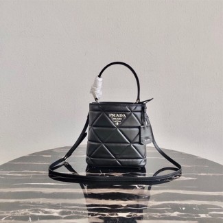 프라다 신상 버킷백 1BA319 블랙
