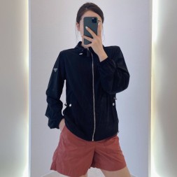 프라다 남여공용 래쉬가드 3A515 블랙