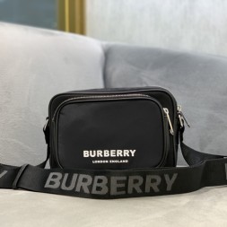 버버리 남여공용  크로스백 80441774