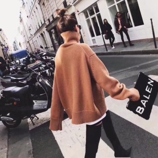 발렌시아가 신상 클러치백 365B45 양모 블랙