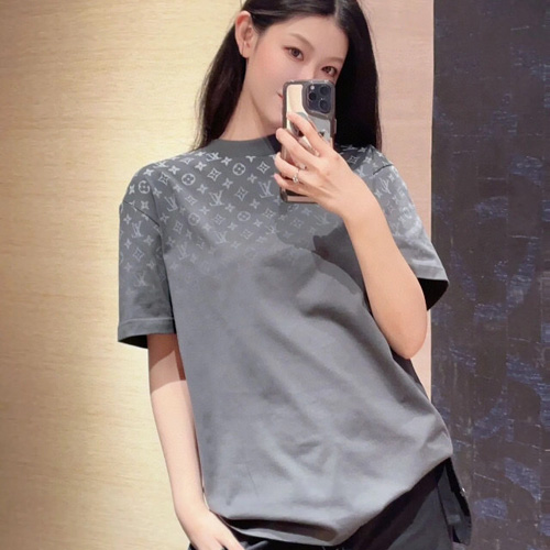 루이비통 남여공용 반팔 M10368