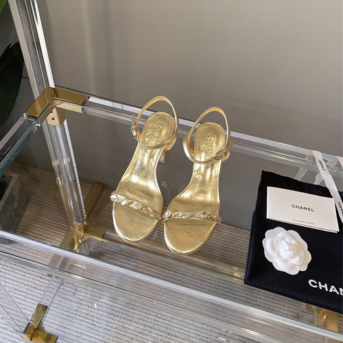 샤넬 신상 샌들 G34317 골드