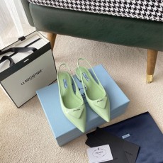 프라다 여성용 샌들 F0801 유광 그린