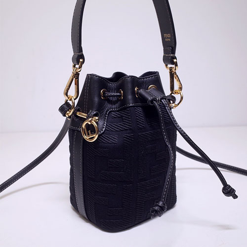 펜디 캔버스 몬트레조 버킷백 6F1891 블랙