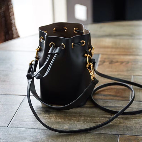 펜디 신상 미니 버켓백 8BS010 블랙