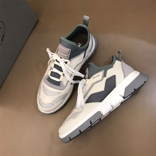 프라다 남성용 신상 스니커즈  F0753