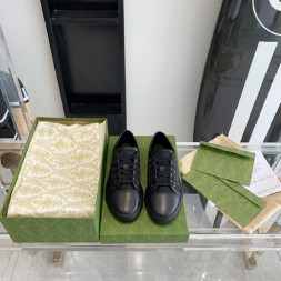 구찌 여성용 스니커즈 670448-2