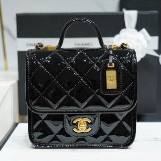 샤넬 스퀘어 탑 핸들 플랩백 AS3652 유광 블랙