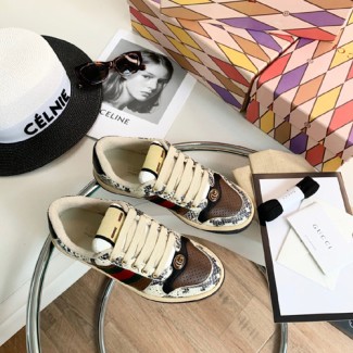 구찌 남여공용 운동화 670454-4