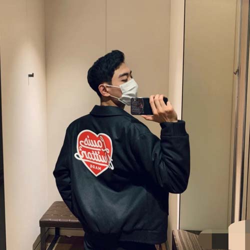 루이비통  남여공용 양면용 자켓 M10180