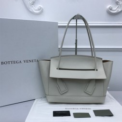 보테가 프렌치 카프스킨 아르코 48 백 575941 아이보리