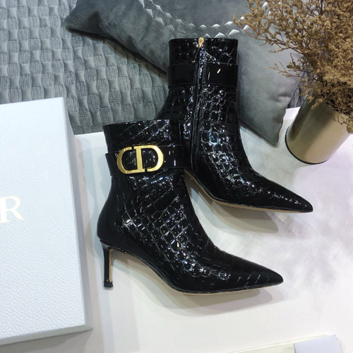 디올 여성용 앵글부츠 KD0658 에나멜 블랙