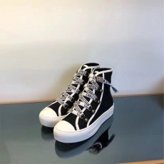 디올 신상 스니커즈 M50028 블랙