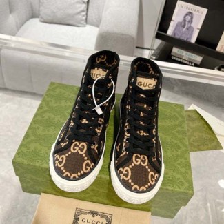 구찌 남여공용 스니커즈 670504-2