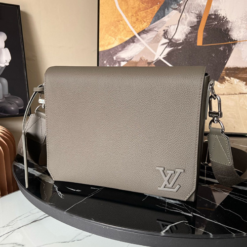 루이비통 메신저백 M57080 그린