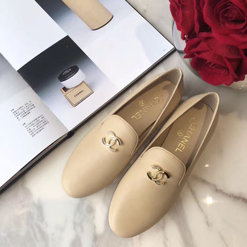 샤넬 신상 로퍼 G39018  베이지