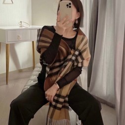 버버리 신상 스카프 BB3642-2