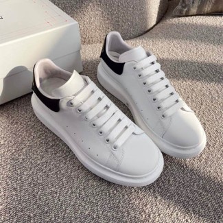 알렉산더 맥퀸  남여공용 스니커즈 586420-1