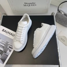 알렉산더 맥퀸  남여공용 스니커즈  586434-2