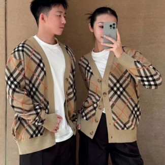 버버리 남여공용 가디건  BR24008