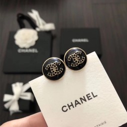샤넬 신상 귀걸이 C171984