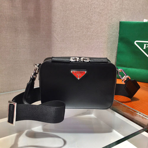 프라다 브리크 사피아노 가죽 크로스 바디 백 2VH070