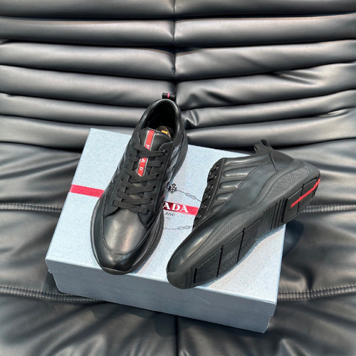 프라다 남성용 스니커즈 F0900