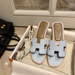 에르메스 오란 샌들 H35110-15 (한치수 작게 나옴)