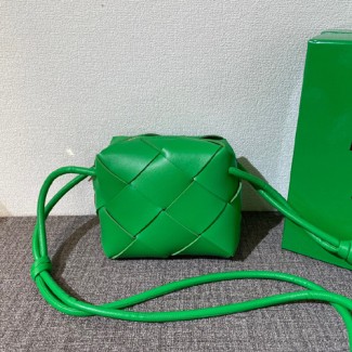 보테가 미니 카세트 카메라 백 701915-1