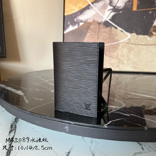 루이비통 여권지갑 M62089 에삐