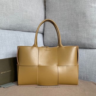 보테가 미디엄 아르코 토트 백 609175 카키