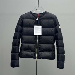 몽클레어 여성용 로린 숏패딩 MC3660-3