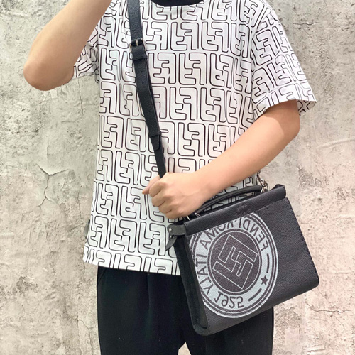 펜디 피카부 I SEE U 미니 7VA530