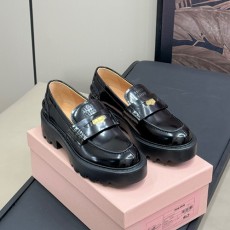 미우미우 신발 여성용 로퍼 57269
