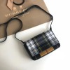 버버리 디태처블 스트랩 타탄 가죽 지갑 40760961 그린 멀티컬러