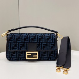 펜디 신상 미듐 바게트 FD8579-1