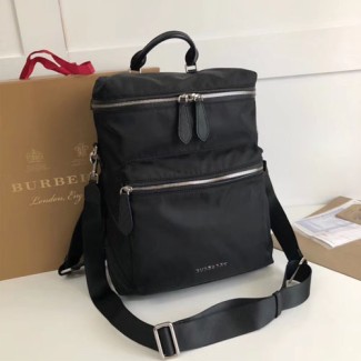 버버리 지퍼 톱 가죽 트리밍 샤워프루프 백팩 40649131