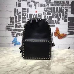 발렌티노 락스터드 백팩 NW0P0271 블랙 금장