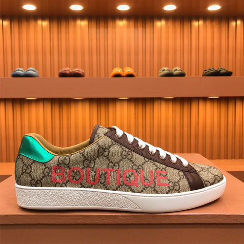 구찌 남성용 신상 스니커즈 620326