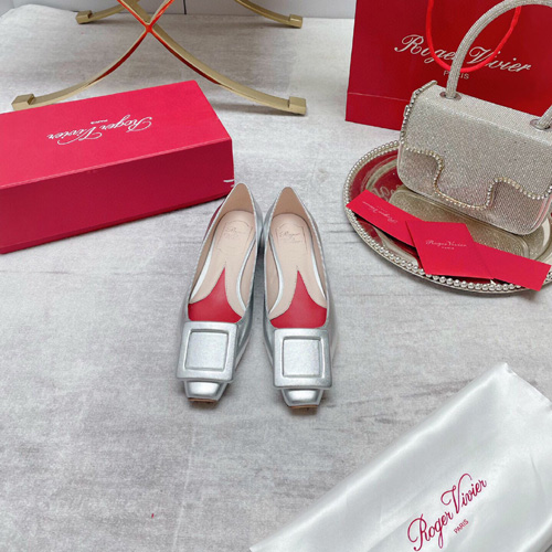 로저비비에 신상 로퍼 RV5512 실버