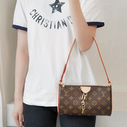 [ VVIP ] 루이비통 포쉐트 티레트 모노그램 M47123