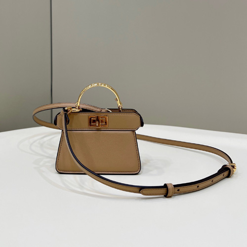 펜디 나노 피카부 맥시 핸들 7AS106-3