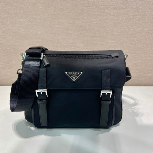 프라다 삼각 로고 나일론 크로스백 2VD071