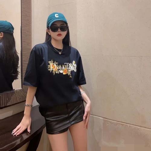 디올 남여공용 반팔 D84283-1