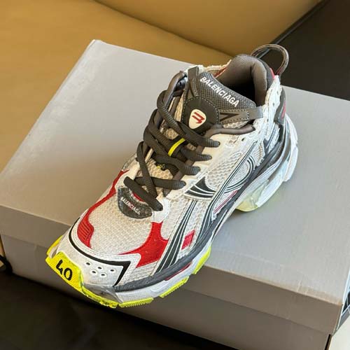 발렌시아가 남여공용 운동화 656076-5