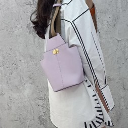 펜디 기타백 8BZ047 보라