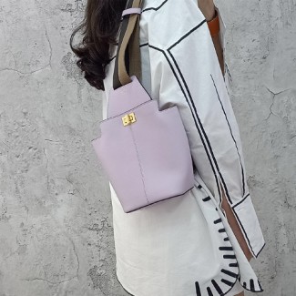 펜디 기타백 8BZ047 보라